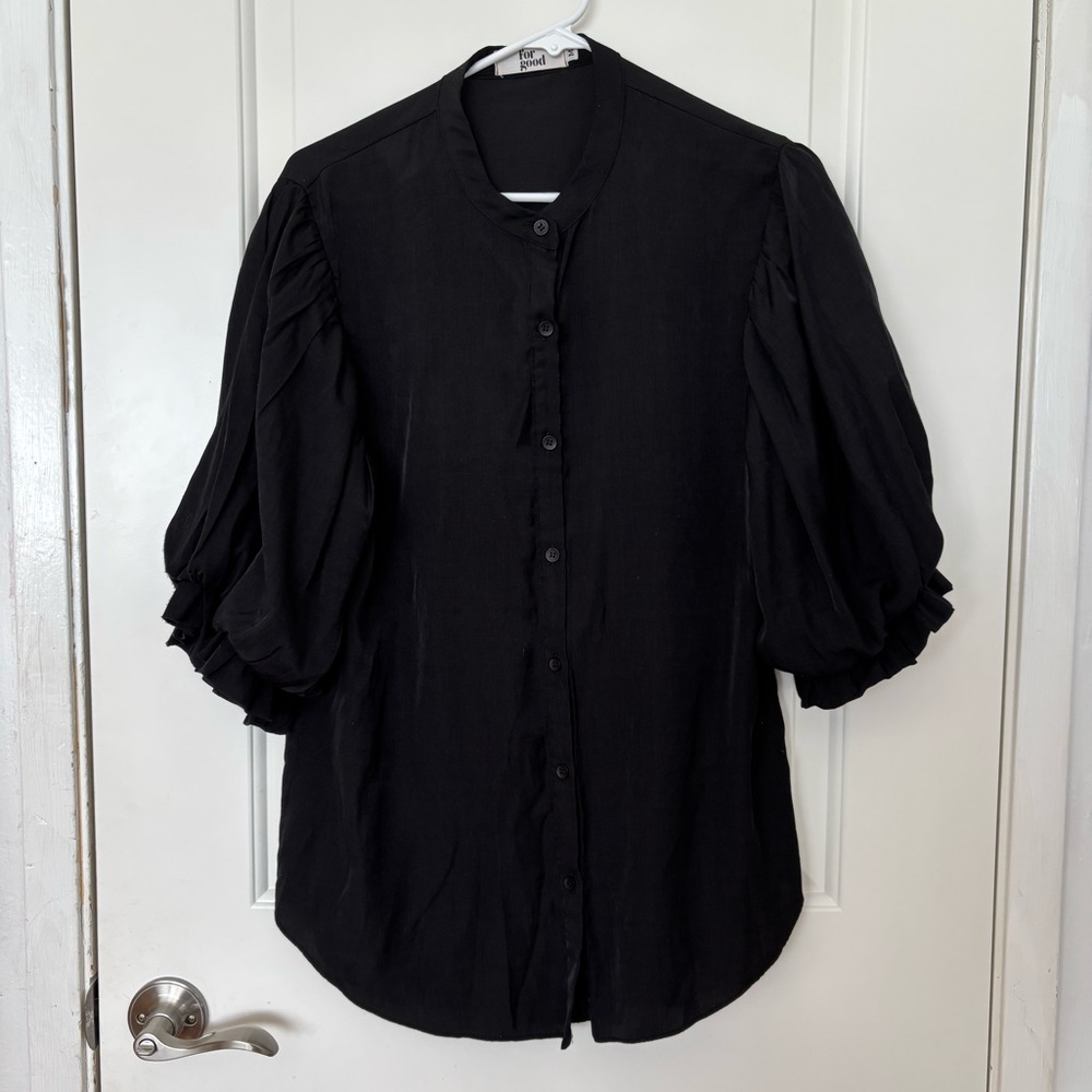 Nectar Clothing For Good Button Up Blouse Black Size Medium